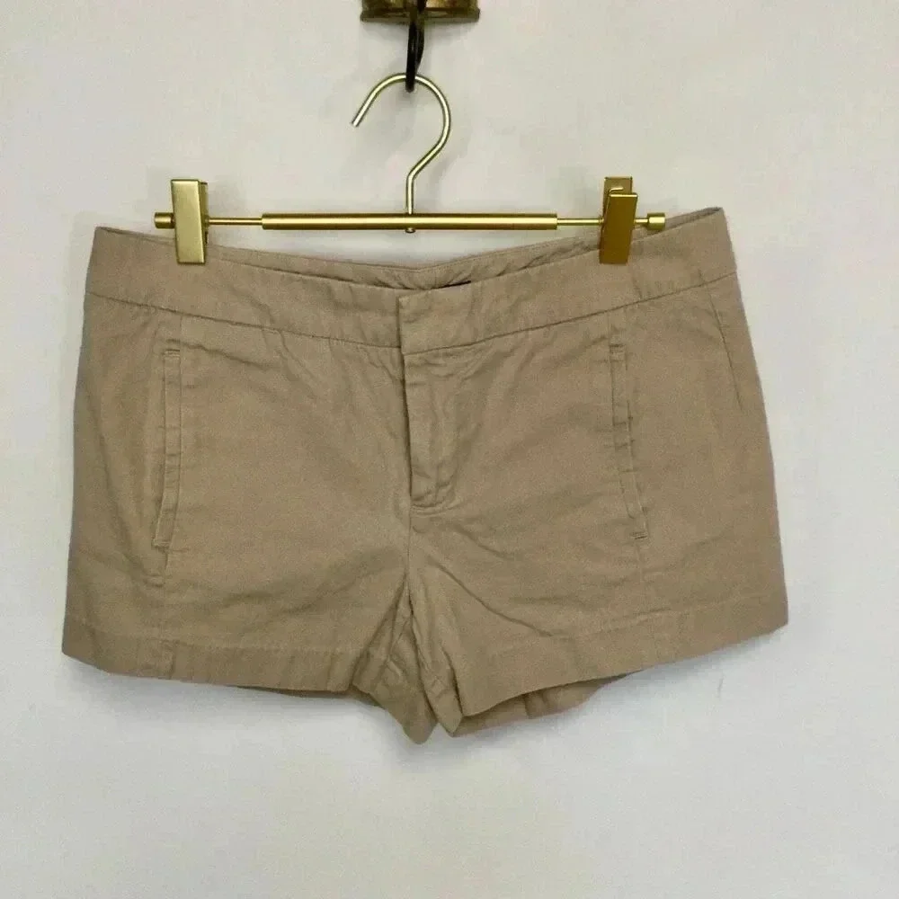 Gap Womens Size 2 Short Shorts Tan Khaki Pockets‎ Low Rise 100% Cotton